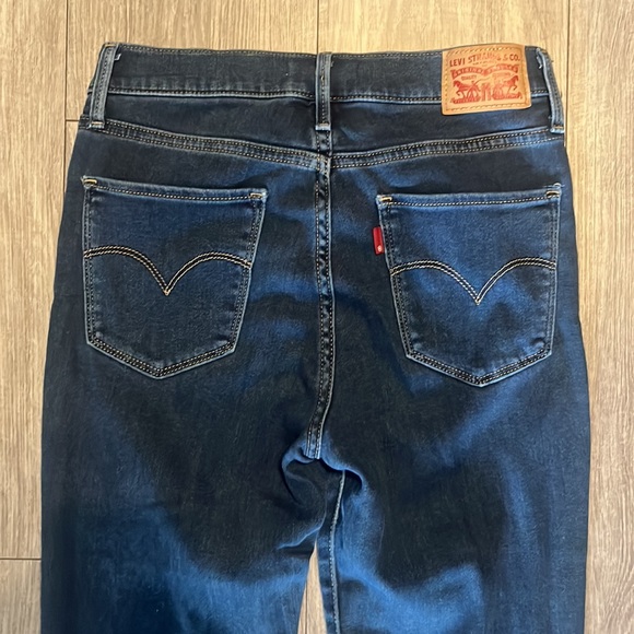 Levi’s 720 Stretch High Rise Super Skinny Jeans - Picture 8 of 10